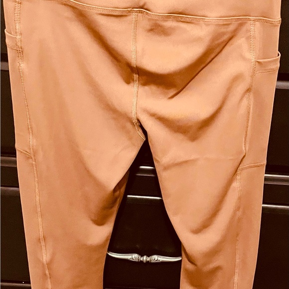 Avia workout pants , size small 4 new - Picture 2 of 4